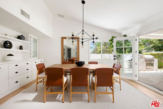 24364 Crestlawn Street, Woodland Hills, CA 91367