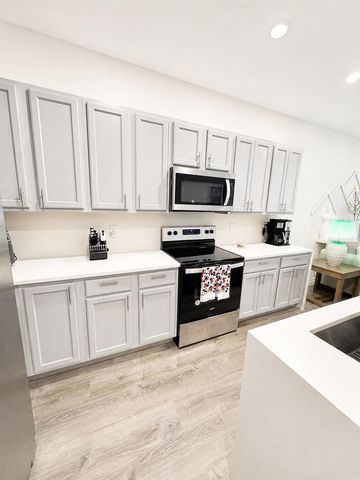 410 FELTRIM RESERVE BOULEVARD, Davenport, FL 33837