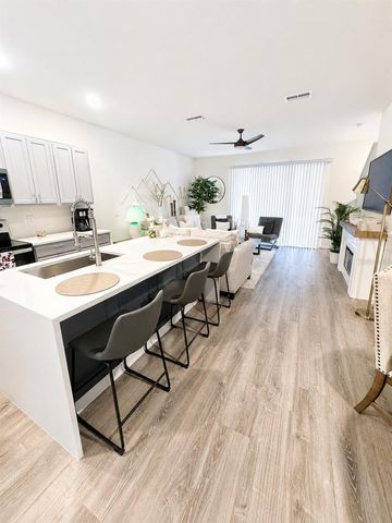 410 FELTRIM RESERVE BOULEVARD, Davenport, FL 33837