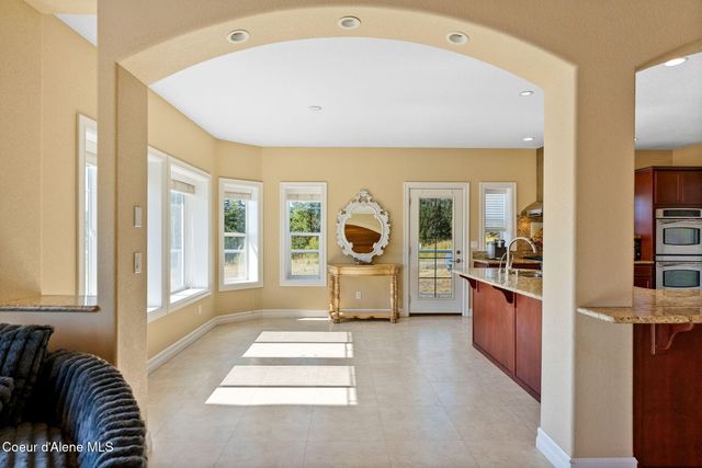 2953 E Badger RD, Harrison, ID 83833