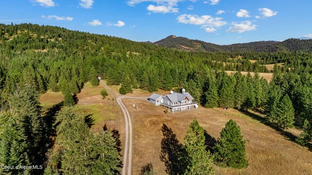 2953 E Badger RD, Harrison, ID 83833