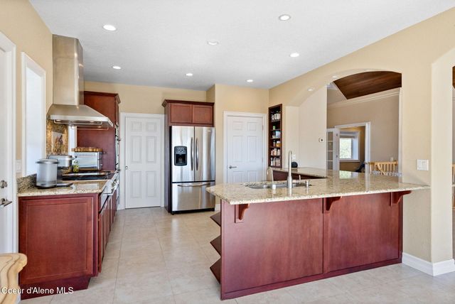 2953 E Badger RD, Harrison, ID 83833