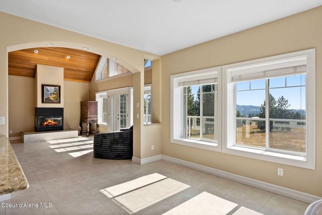 2953 E Badger RD, Harrison, ID 83833