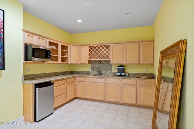 2953 E Badger RD, Harrison, ID 83833