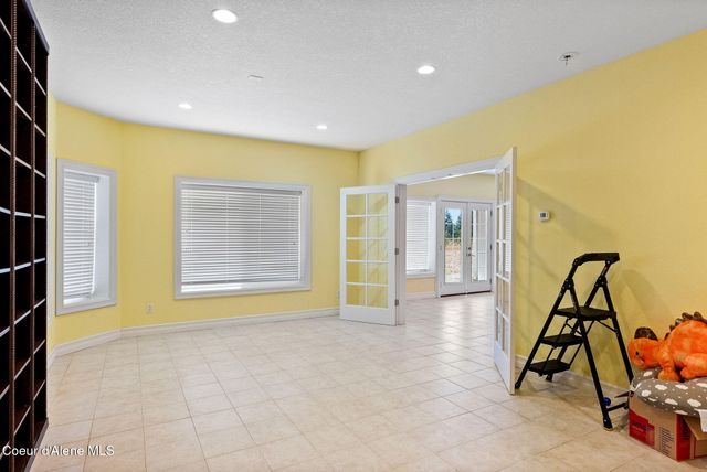 2953 E Badger RD, Harrison, ID 83833