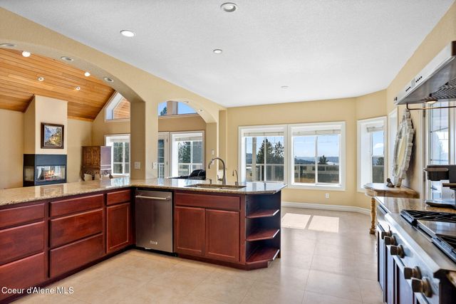 2953 E Badger RD, Harrison, ID 83833