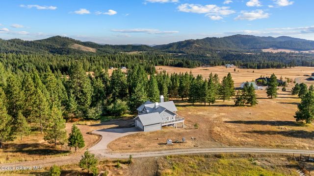 2953 E Badger RD, Harrison, ID 83833