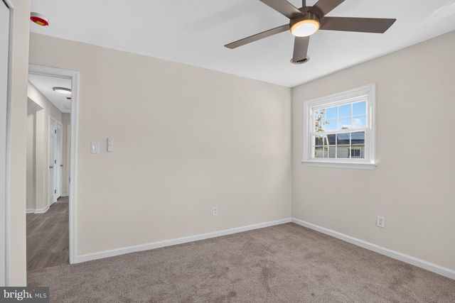 6204 AUTH RD, Suitland, MD 20746