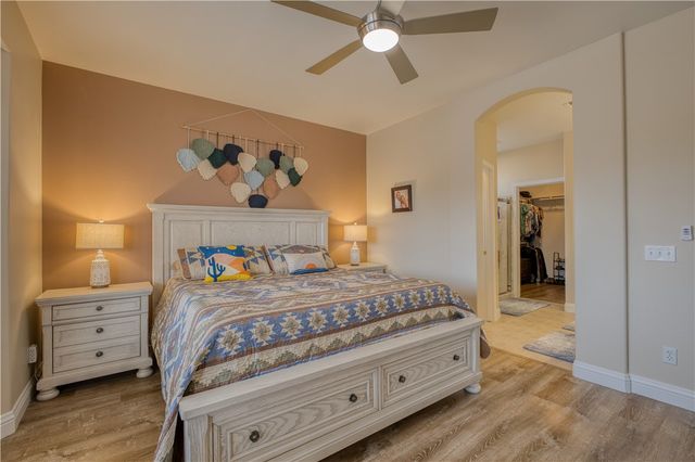 2348 Shooting Star Drive, Bullhead City, AZ 86442