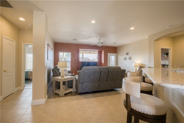 2348 Shooting Star Drive, Bullhead City, AZ 86442