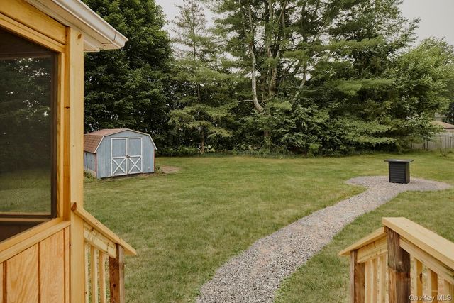 5 Orchard Street, Rhinebeck, NY 12572