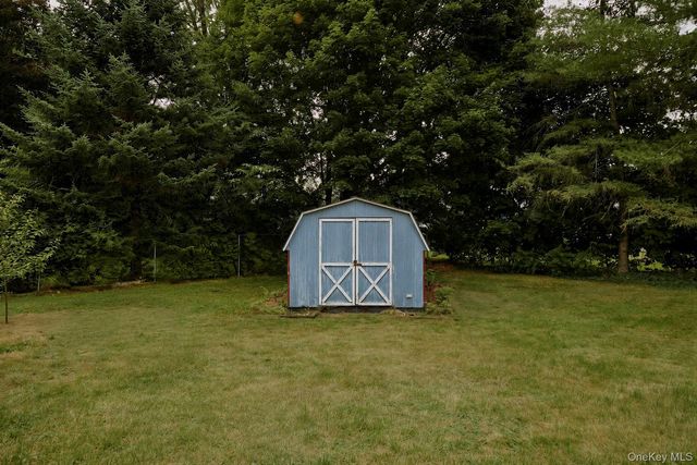 5 Orchard Street, Rhinebeck, NY 12572