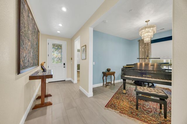 12737 Seahaven Way, Rancho Cordova, CA 95742