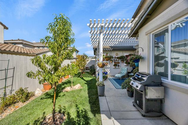 12737 Seahaven Way, Rancho Cordova, CA 95742