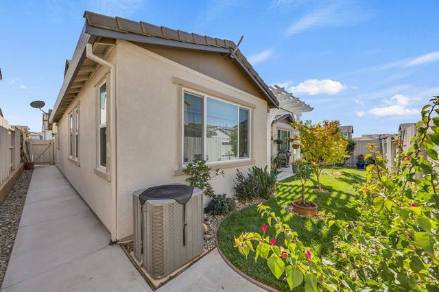 12737 Seahaven Way, Rancho Cordova, CA 95742