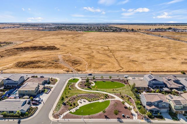 12737 Seahaven Way, Rancho Cordova, CA 95742