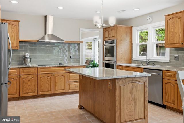 17288 PICKWICK DR, Purcellville, VA 20132