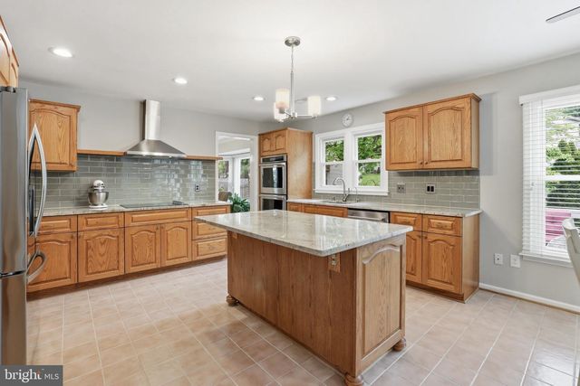 17288 PICKWICK DR, Purcellville, VA 20132
