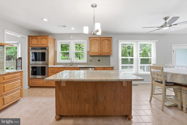 17288 PICKWICK DR, Purcellville, VA 20132