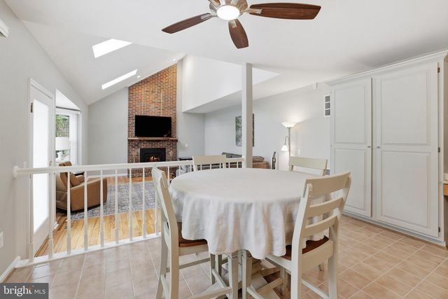 17288 PICKWICK DR, Purcellville, VA 20132