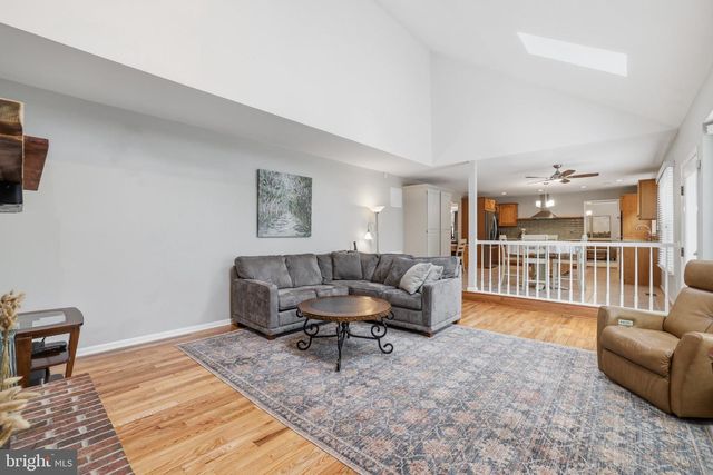 17288 PICKWICK DR, Purcellville, VA 20132