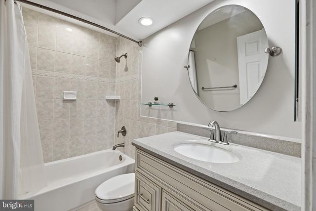 17288 PICKWICK DR, Purcellville, VA 20132
