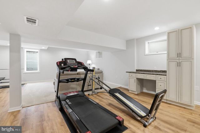 17288 PICKWICK DR, Purcellville, VA 20132