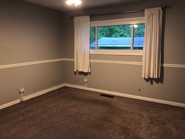 471 S Saint Marys Road, Mettawa, IL 60048