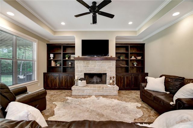 1196 Evelyn Court, Franklin, TX 77856