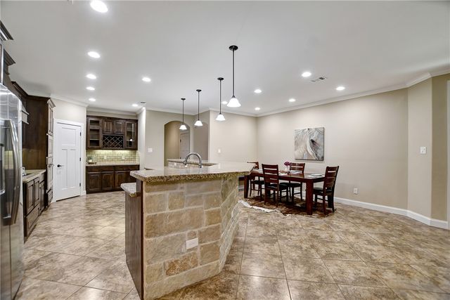 1196 Evelyn Court, Franklin, TX 77856