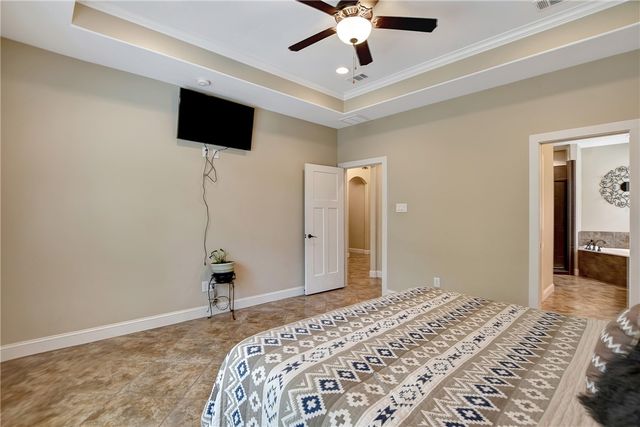 1196 Evelyn Court, Franklin, TX 77856