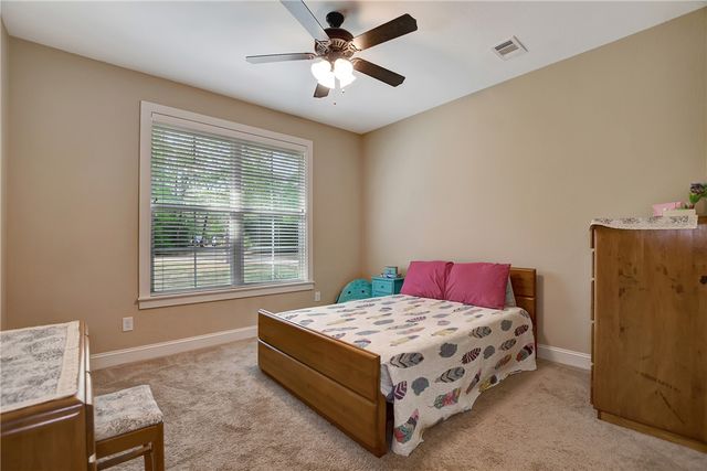 1196 Evelyn Court, Franklin, TX 77856