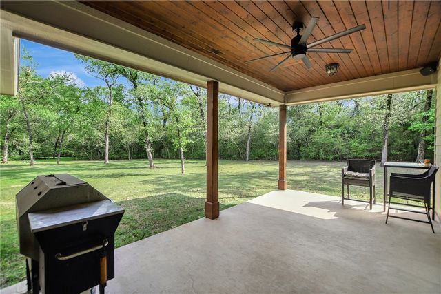 1196 Evelyn Court, Franklin, TX 77856