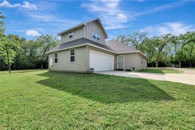 1196 Evelyn Court, Franklin, TX 77856