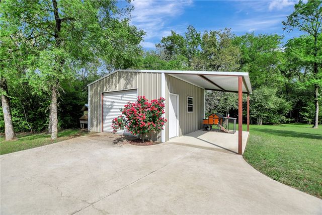1196 Evelyn Court, Franklin, TX 77856