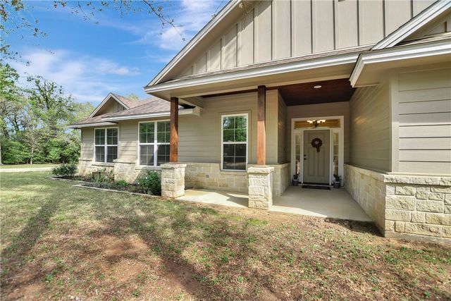 1196 Evelyn Court, Franklin, TX 77856