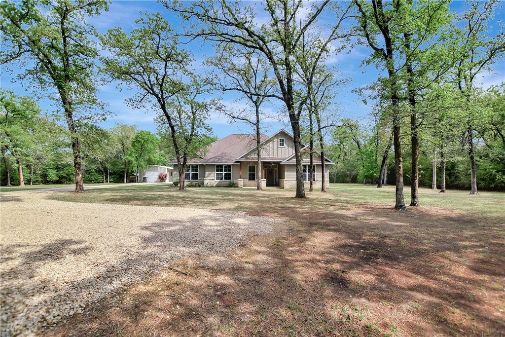 1196 Evelyn Court, Franklin, TX 77856 — photo 2