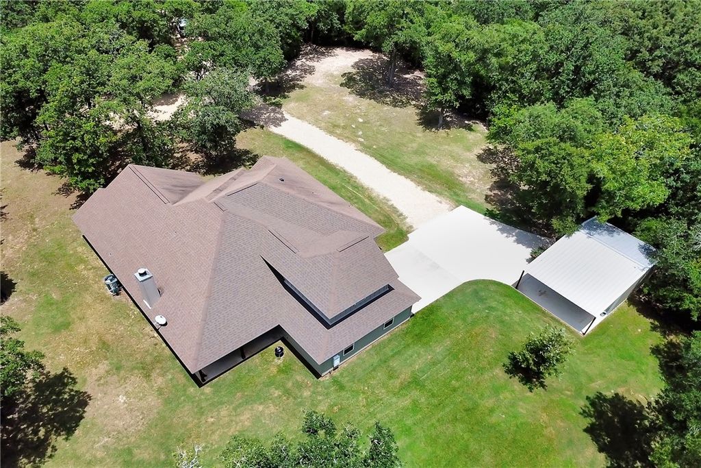 1196 Evelyn Court, Franklin, TX 77856 — photo 4