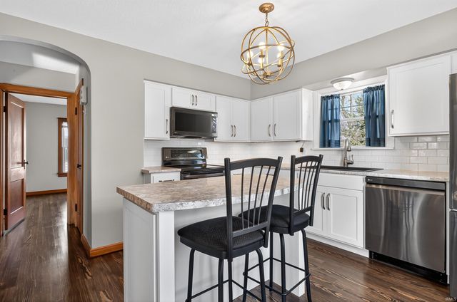 1147 Park Avenue, New Haven, IN 46774