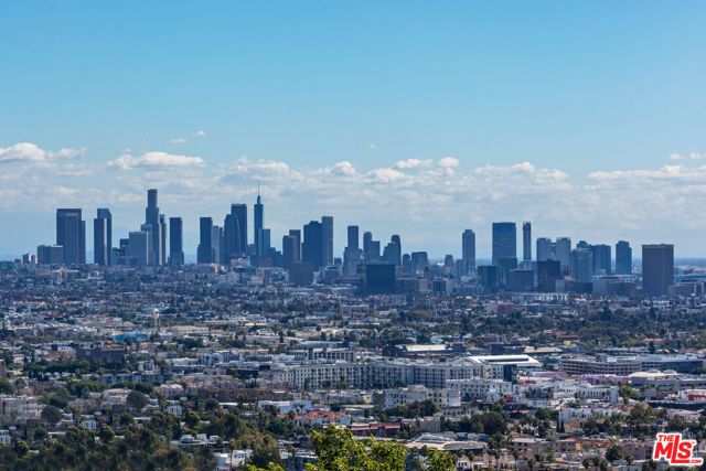 435 Walker Drive, Beverly Hills, CA 90210