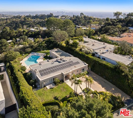 435 Walker Drive, Beverly Hills, CA 90210