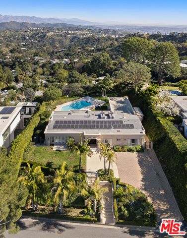 435 Walker Drive, Beverly Hills, CA 90210