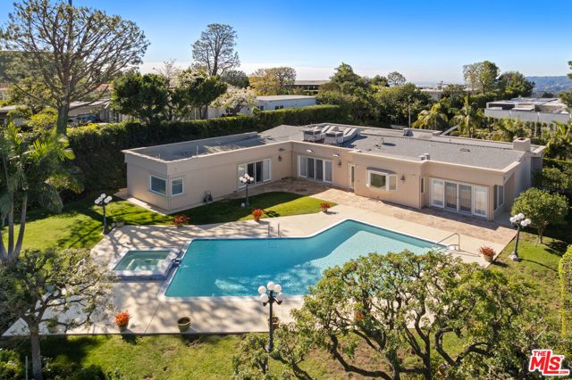435 Walker Drive, Beverly Hills, CA 90210