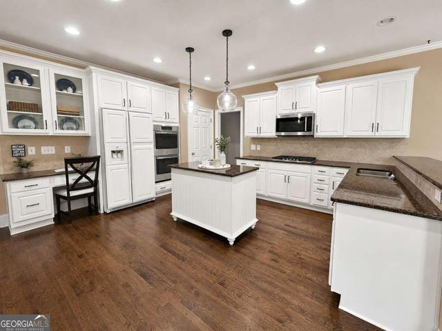 5069 Tarry Glen Drive, Suwanee, GA 30024