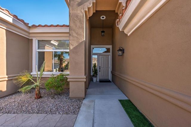 36598 Fan Palm Way, Palm Desert, CA 92211
