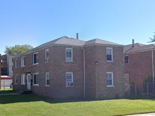 8143 S Colfax Avenue, Chicago, IL 60617