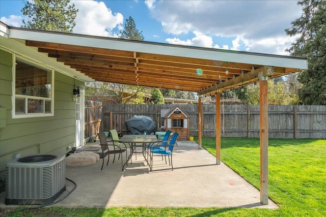 6713 N Stevens St, Spokane, WA 99208