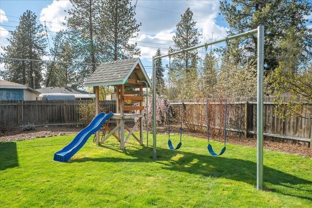 6713 N Stevens St, Spokane, WA 99208