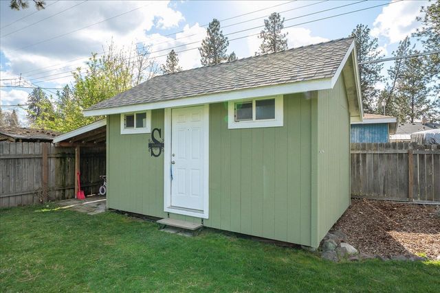 6713 N Stevens St, Spokane, WA 99208