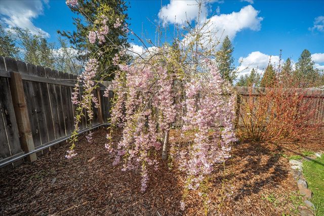 6713 N Stevens St, Spokane, WA 99208